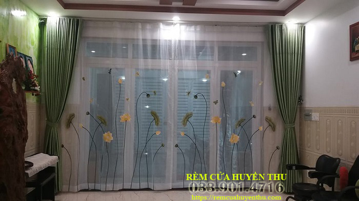 rèm cửa gia đình