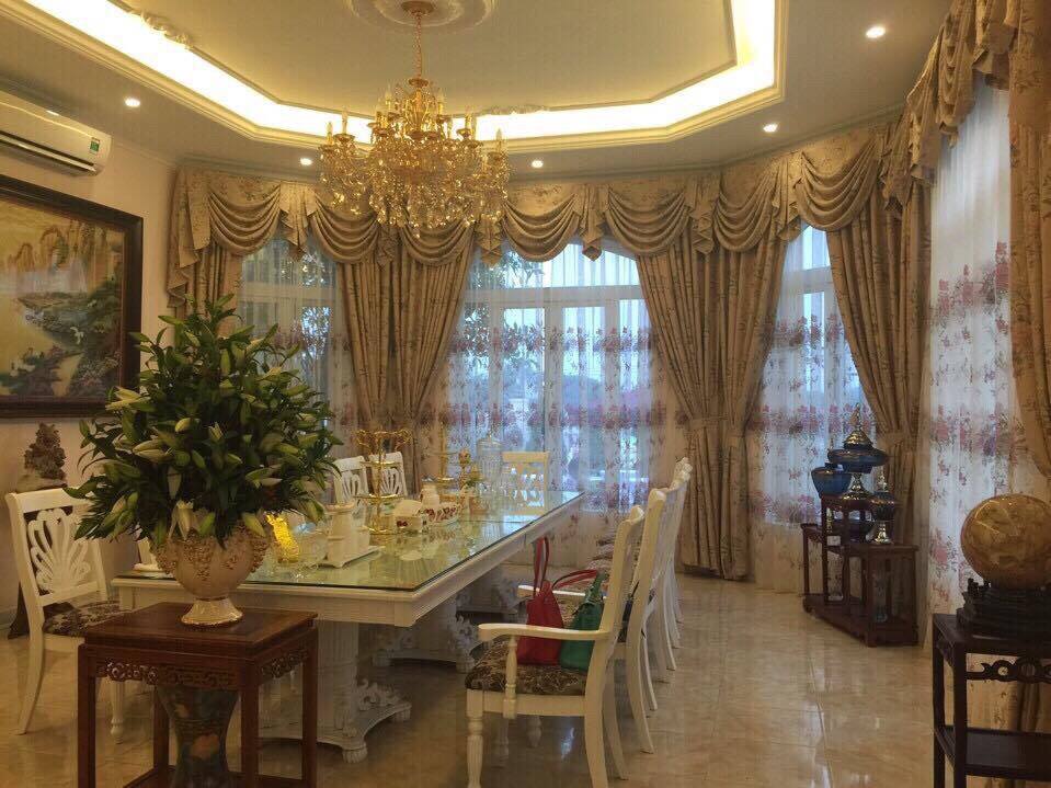 rèm yếm võng hoàng gia